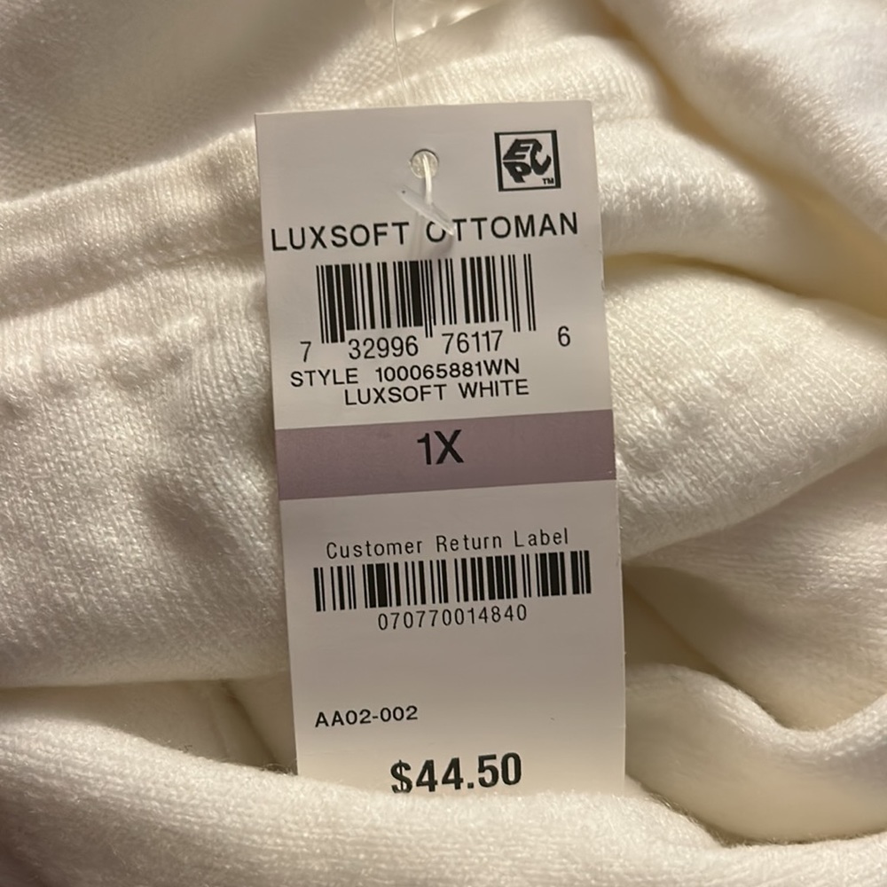 NWT Karen Scott Soft White Sweater - Picture 2 of 3